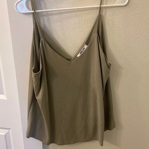 Green tank top, large